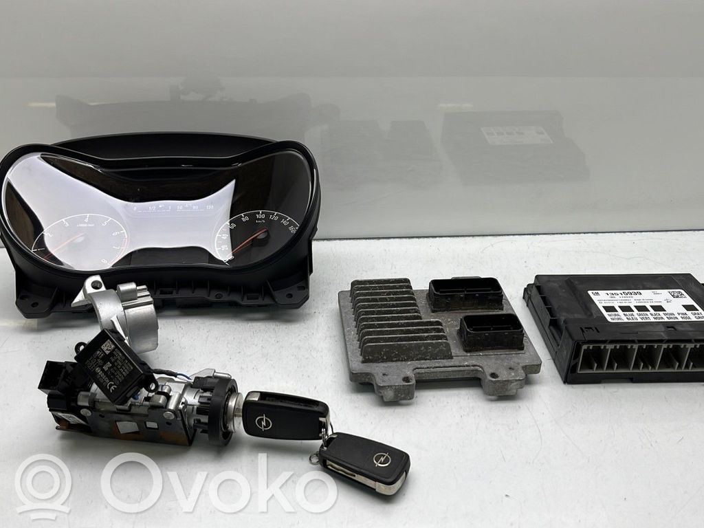 Opel Corsa E Engine ECU kit and lock set 