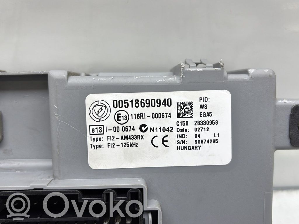 Ramka / Moduł bezpieczników   518690940
