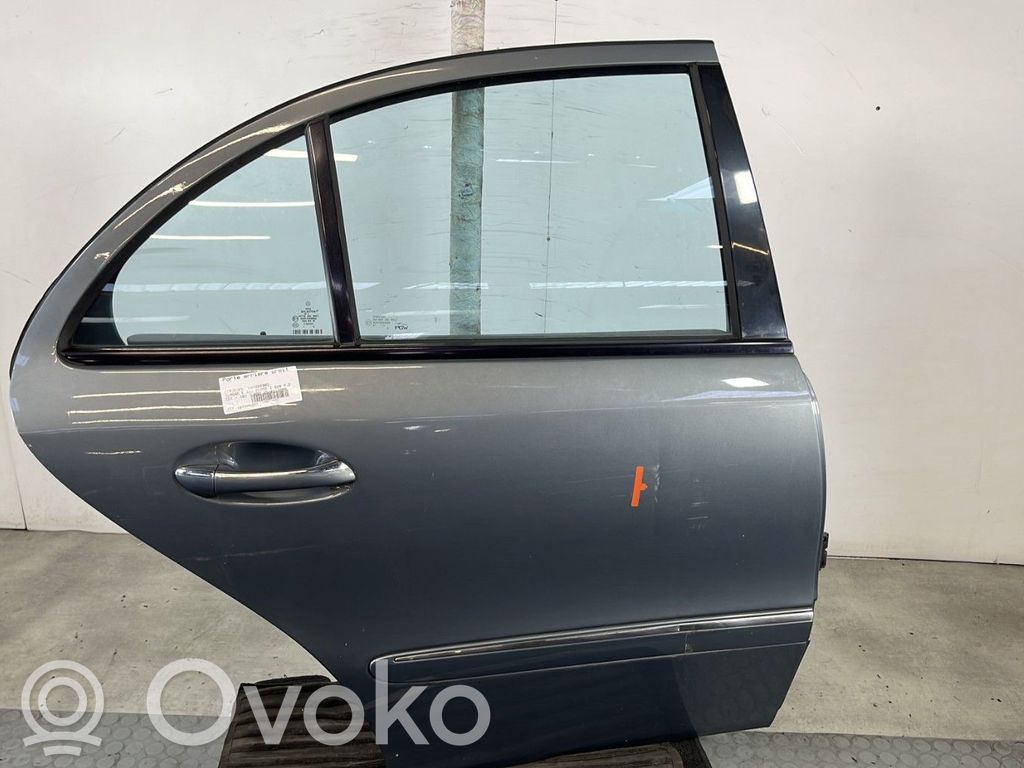 Mercedes-Benz E W211 Puerta trasera 