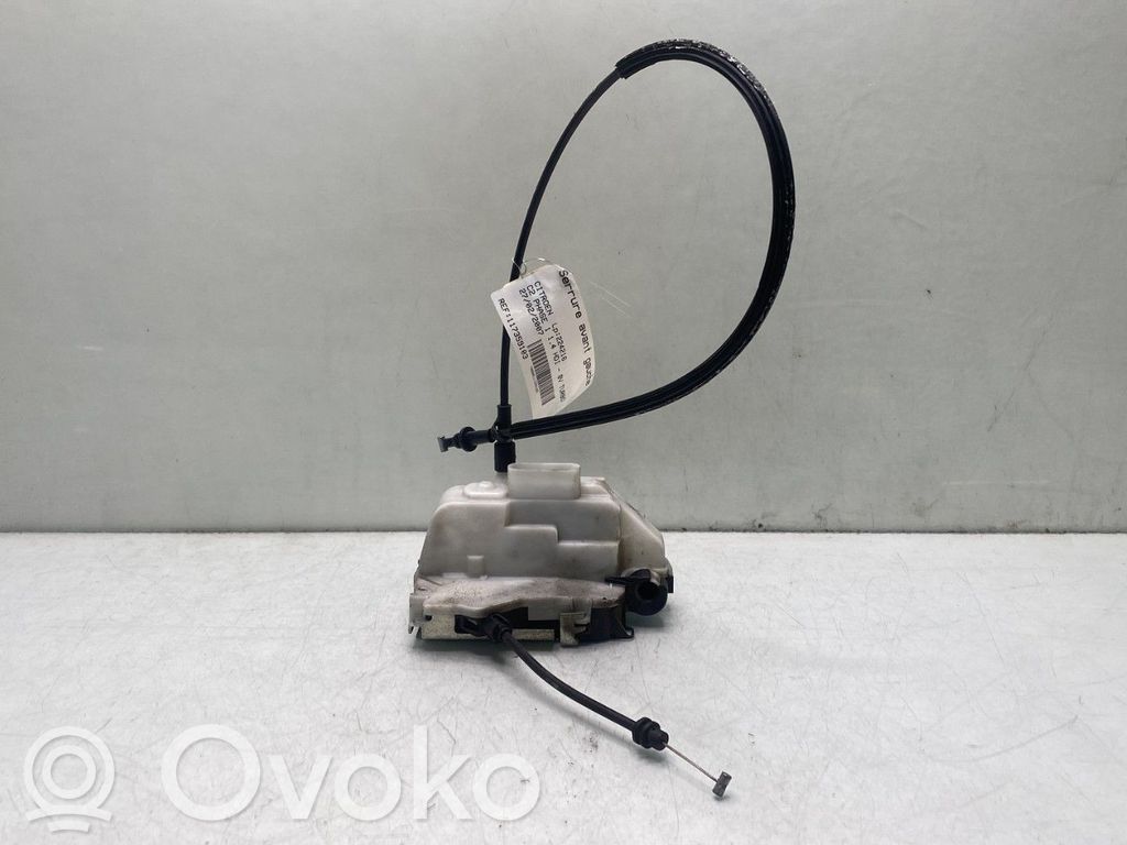 Citroen C2 Priekšpusē slēdzene 