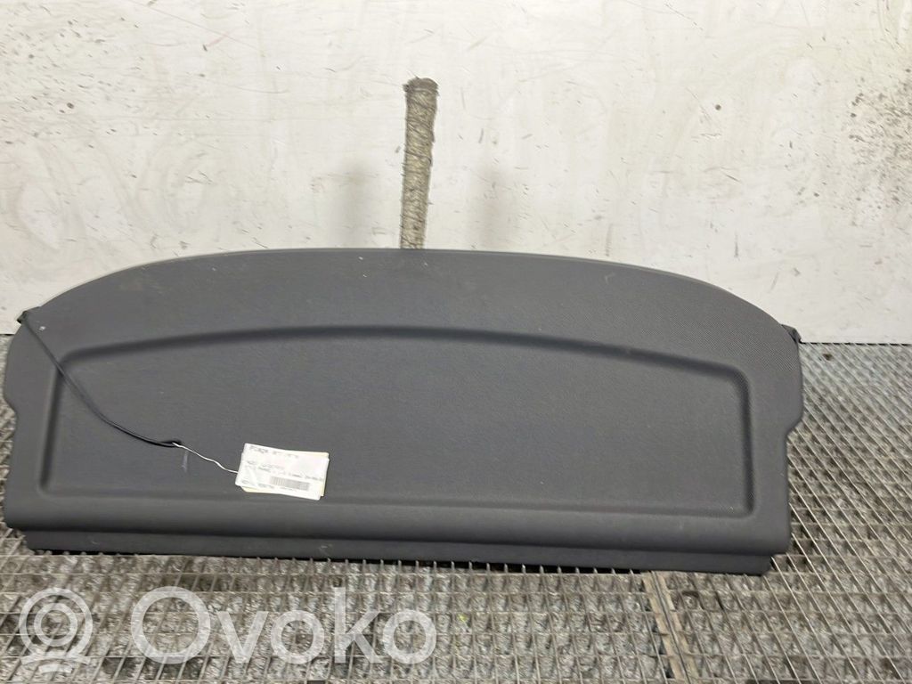 Audi A1 Hattuhylly 