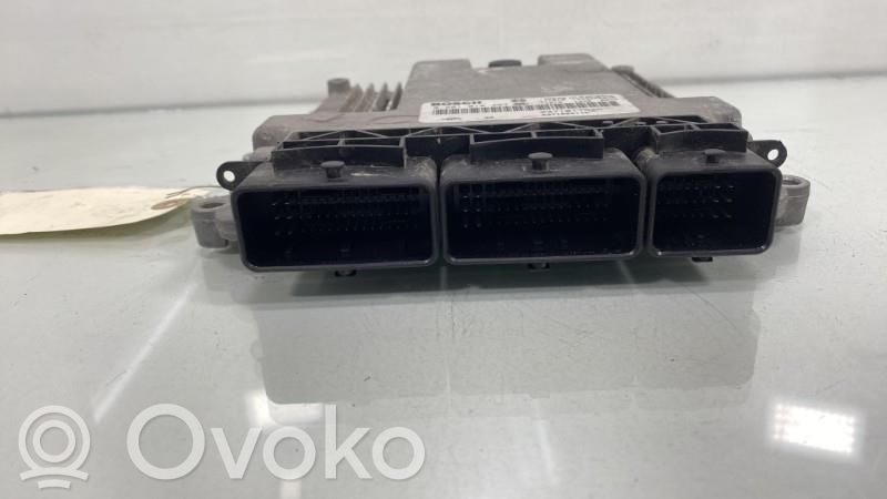 Renault Trafic II (X83) Calculateur moteur ECU 