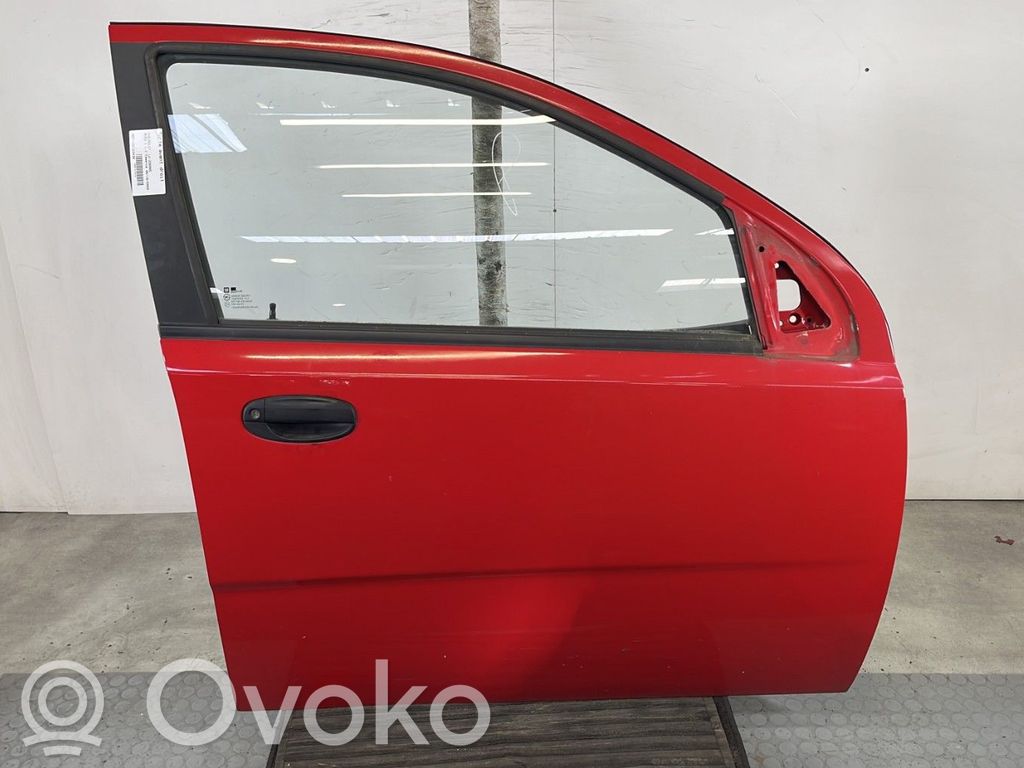 Chevrolet Aveo Puerta delantera 