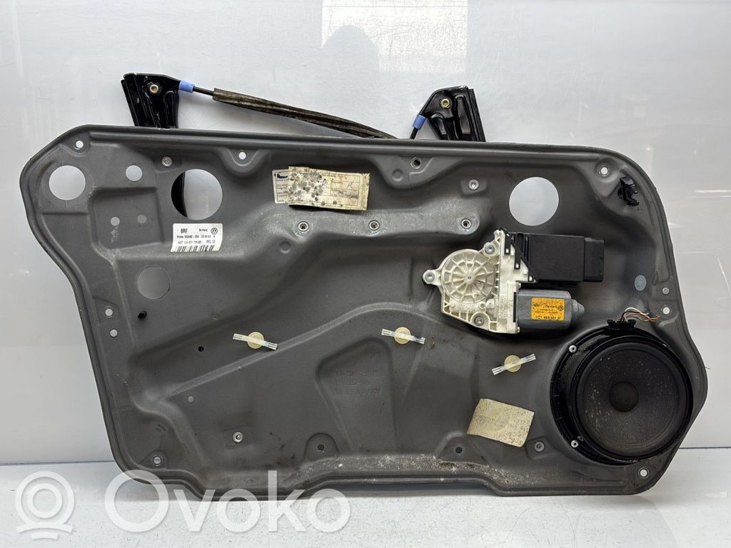 Volkswagen Golf IV Macara ușă față cu motor