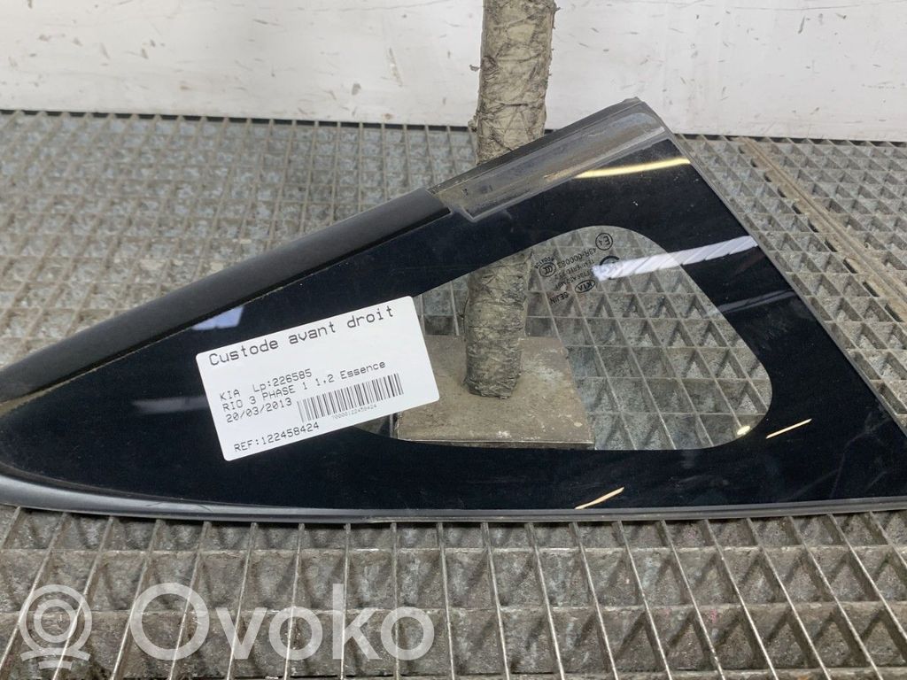 KIA Rio Etukolmioikkuna/-lasi 
