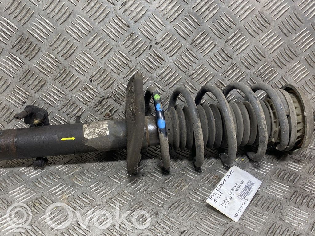 Peugeot 207 Ansamblu amortizor cu arc față 