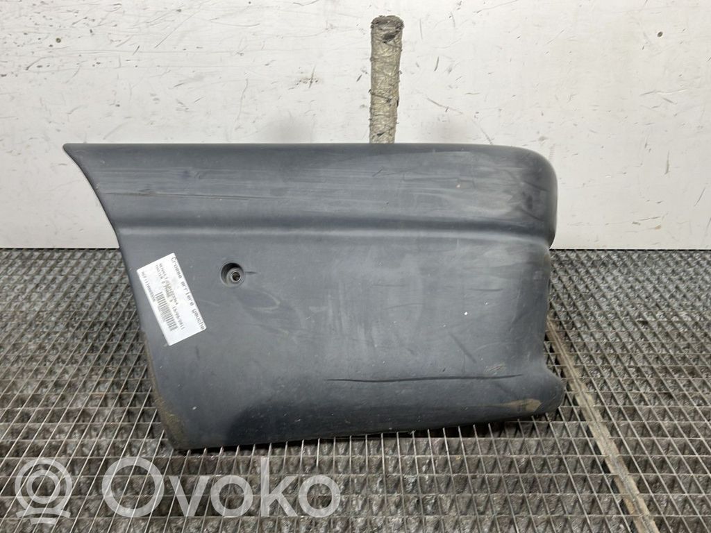 Renault Master II Rivestimento del pannello parte angolare del paraurti posteriore 