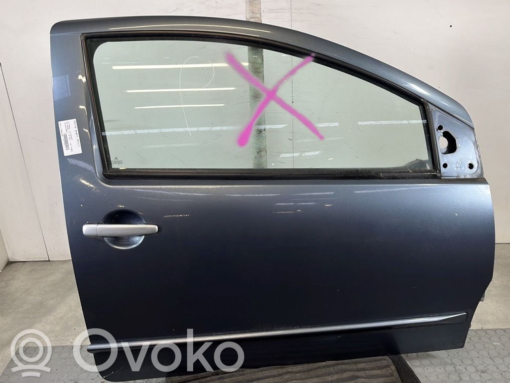 Tür vorne   9004T0