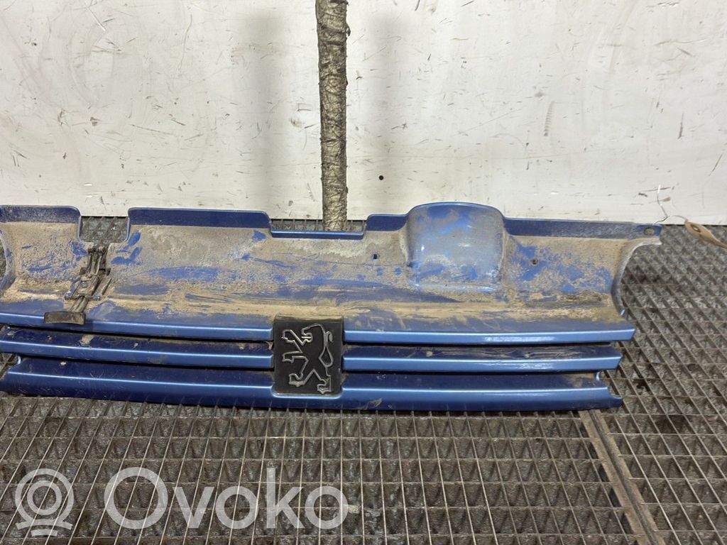 Peugeot 405 Grilă față 