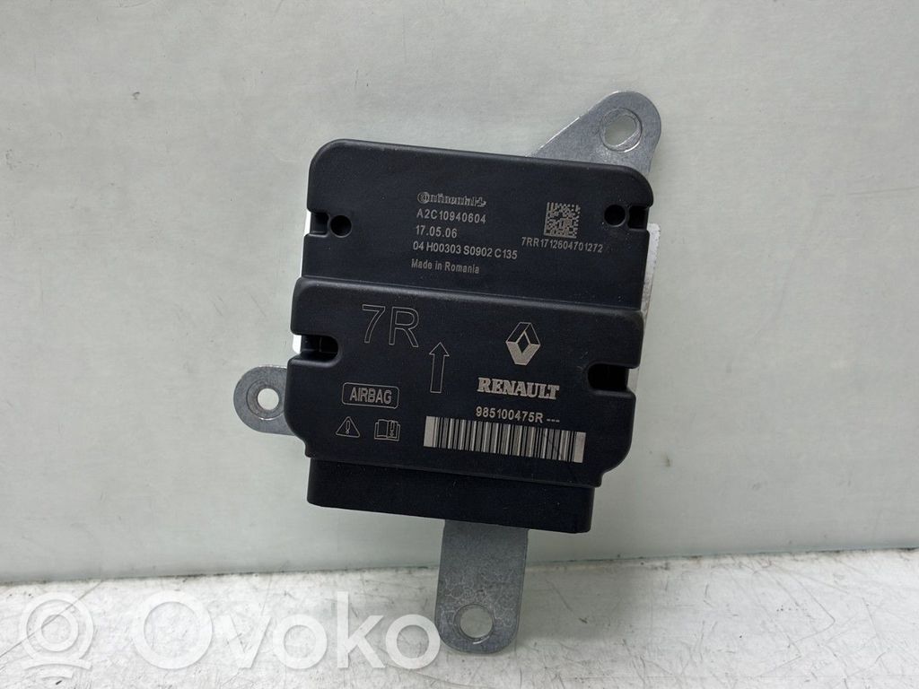 Renault Captur Airbag control unit/module 