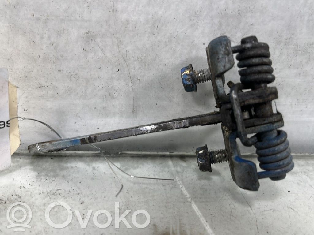 Etuoven pidätin   918146