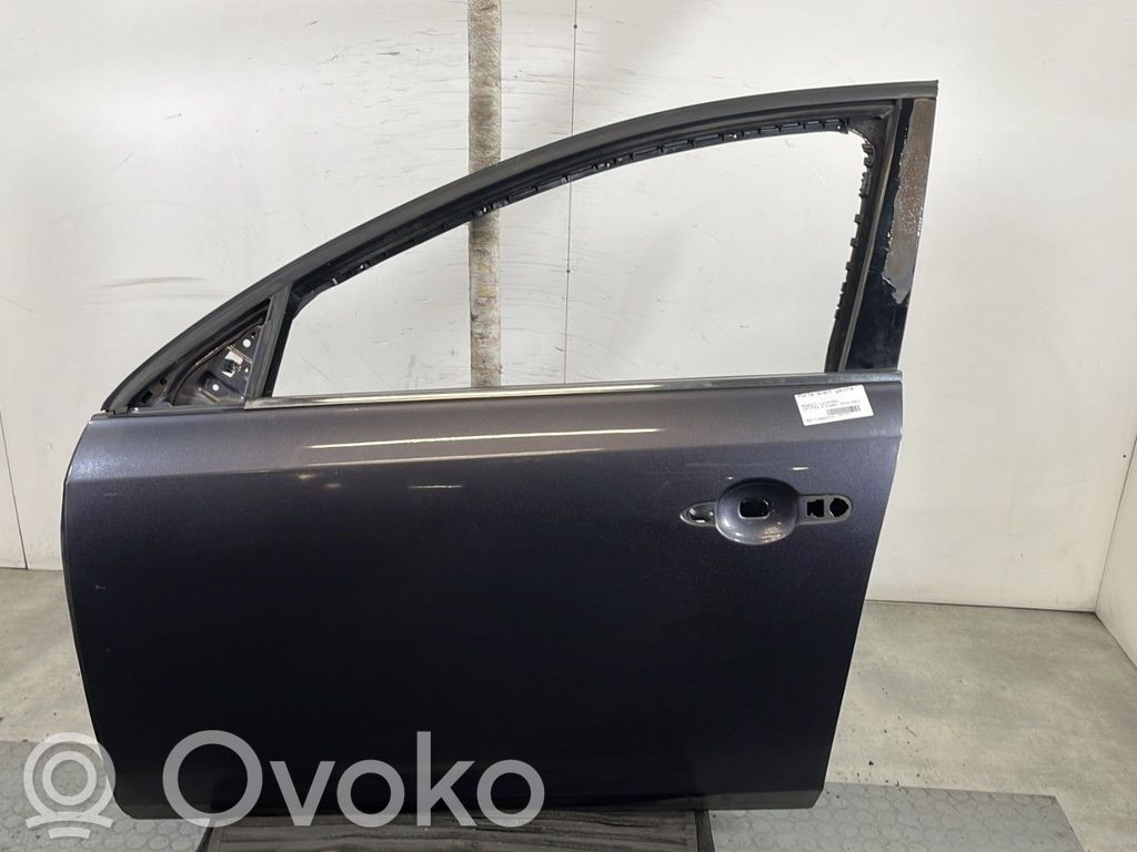 Renault Latitude (L70) Puerta delantera 