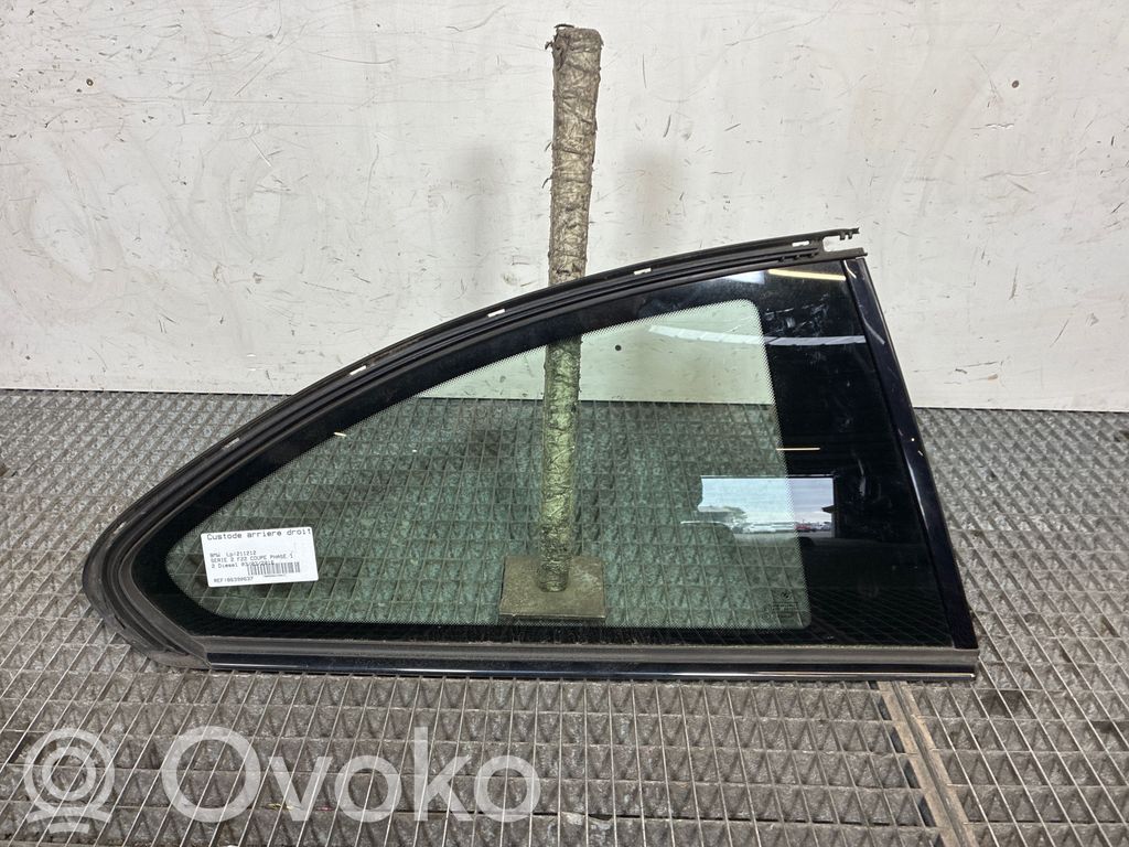 BMW 2 F22 F23 Finestrino laterale posteriore