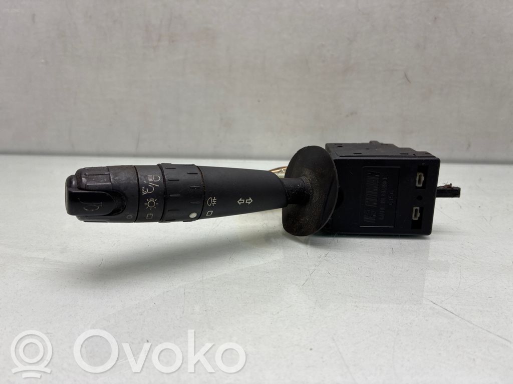 Citroen Xsara Picasso Indicator stalk 