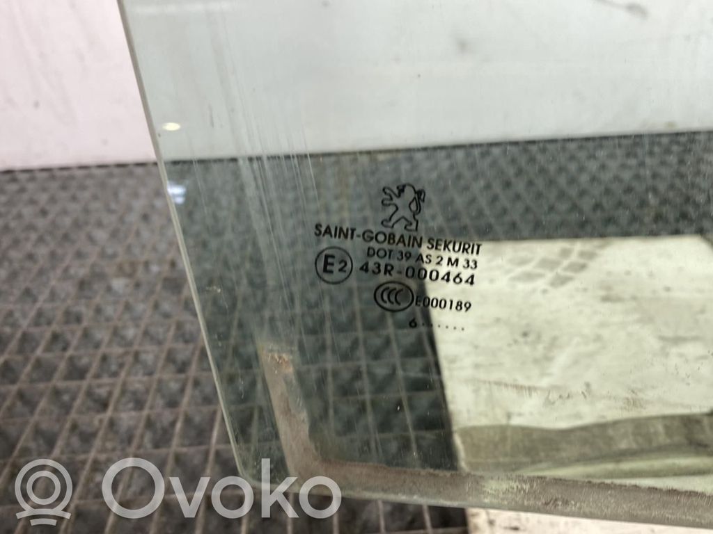 Peugeot 207 Vetro del finestrino della portiera anteriore - quattro porte