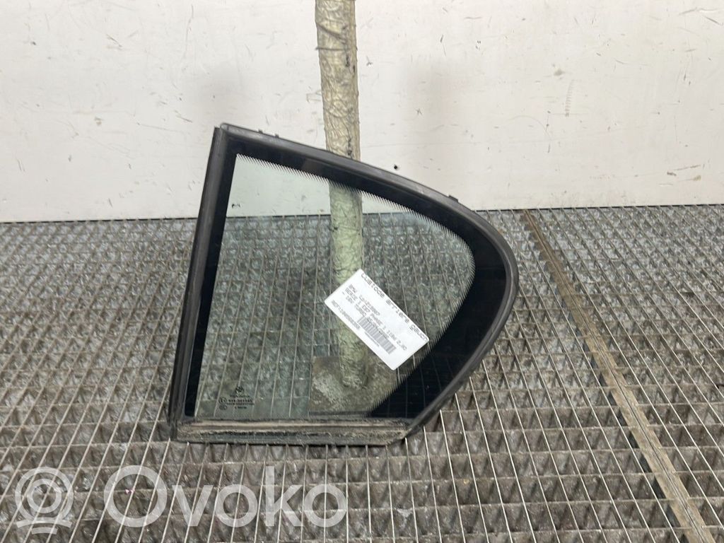 BMW 1 E81 E87 Szyba karoseryjna drzwi tylnych 
