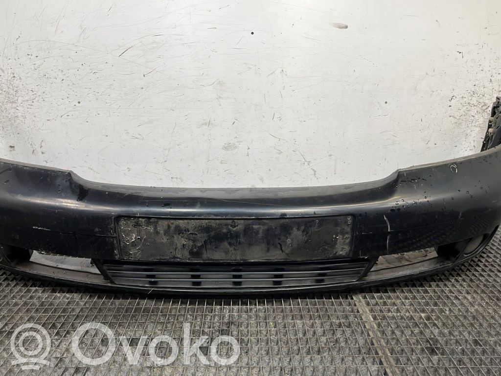 Audi A4 S4 B5 8D Parachoques delantero 