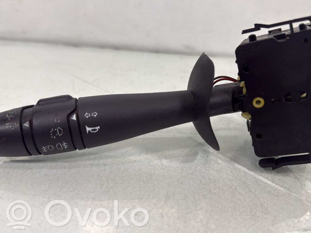 Renault Twingo II Indicator stalk 