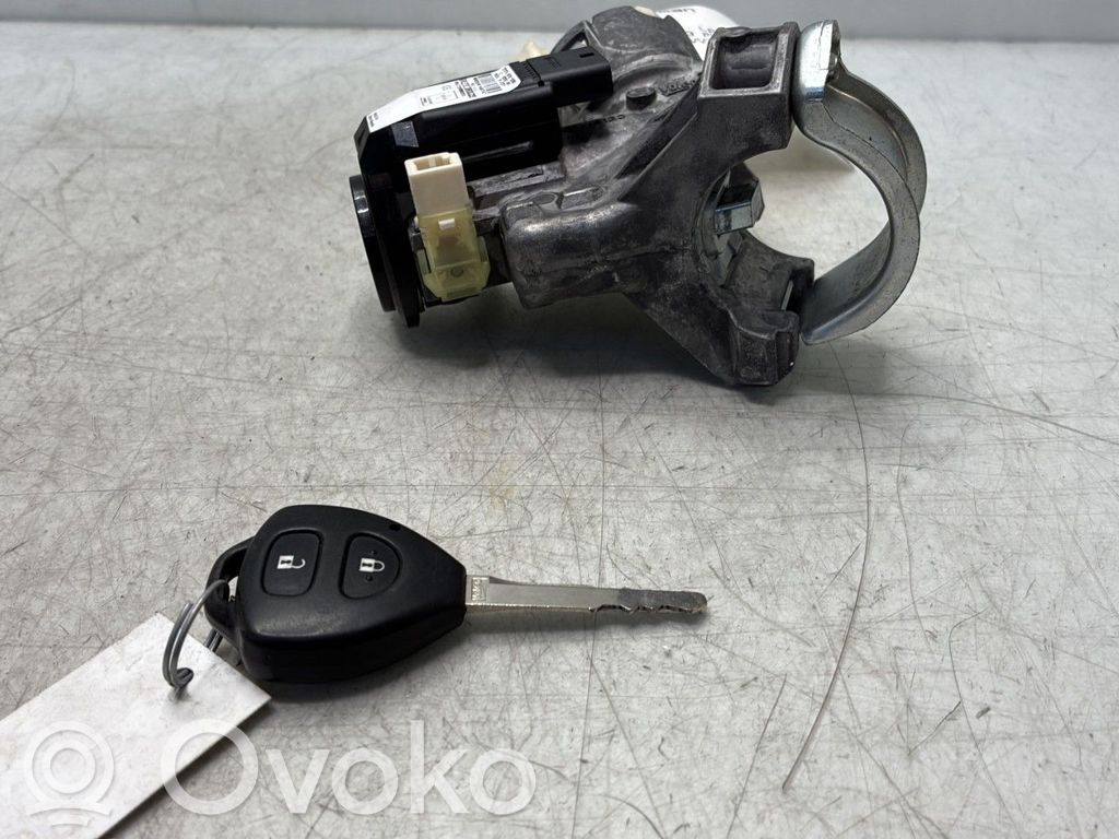 Toyota Yaris Stacyjka 