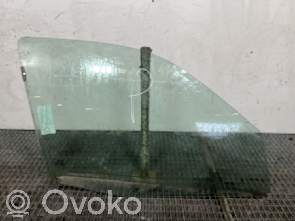 Renault Clio II Vetro del finestrino della portiera anteriore - quattro porte