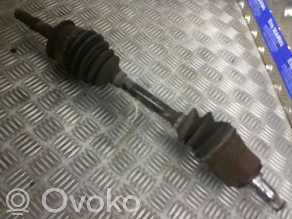 Opel Corsa B Eje de transmisión delantero 