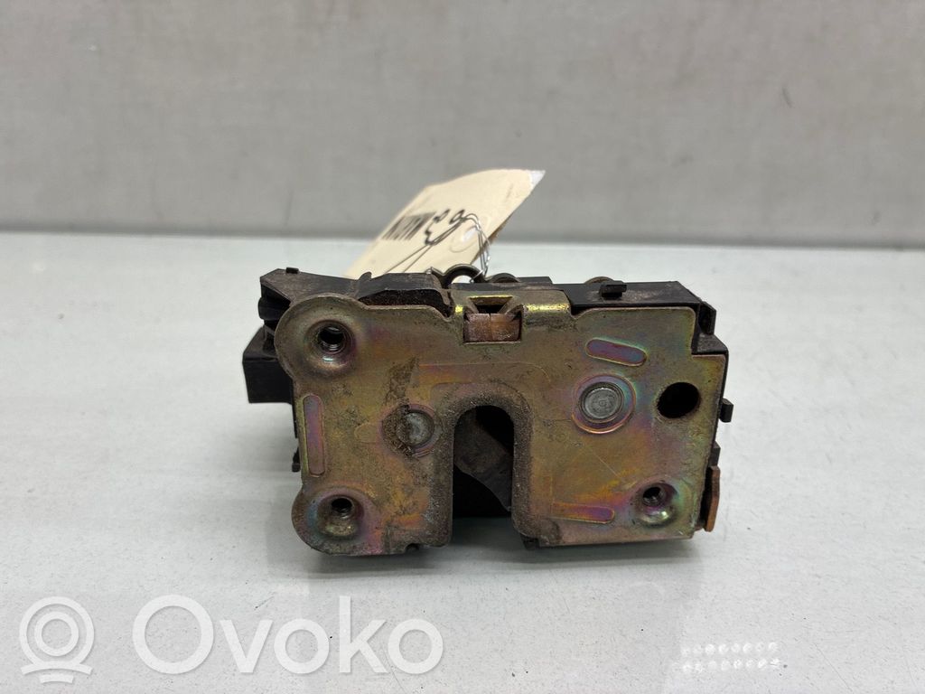 Renault Kangoo I Etuoven lukko 