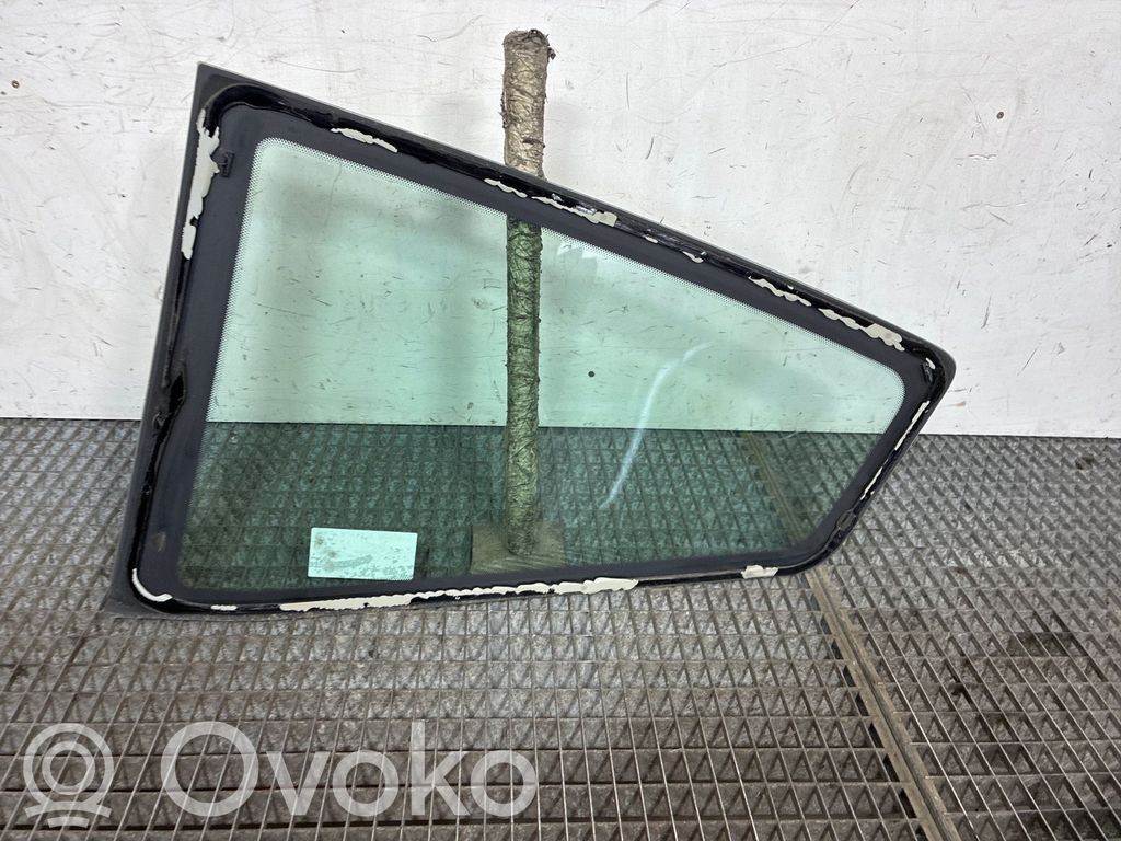 Citroen C2 Rear side window 