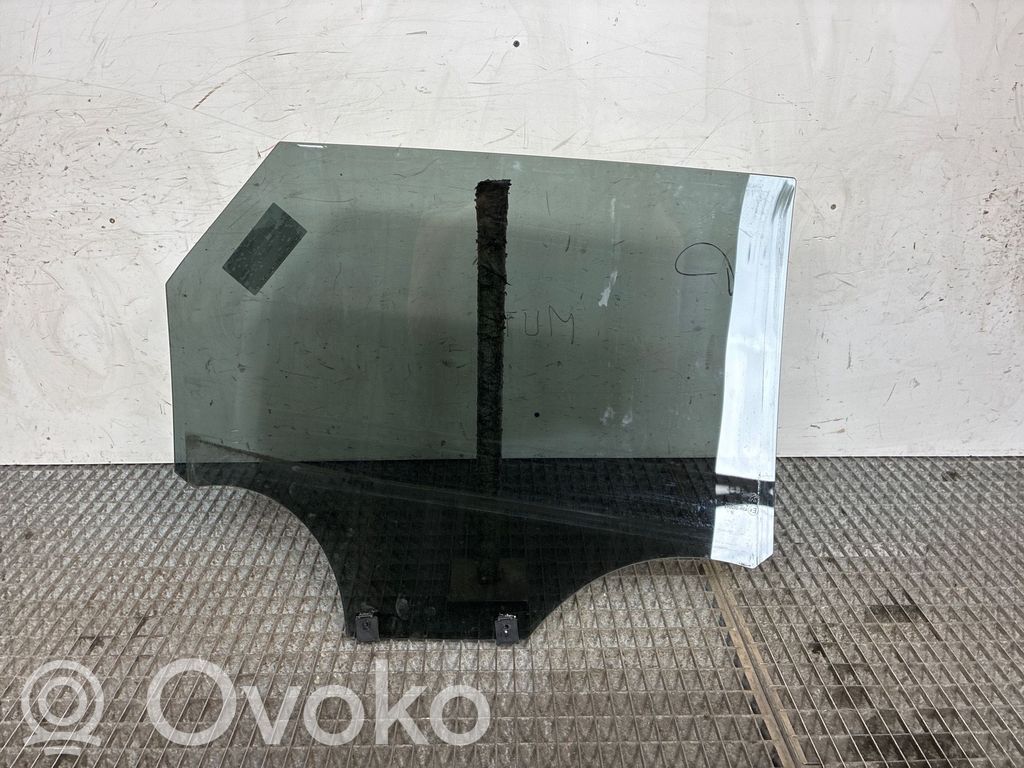 Peugeot 3008 II Geam ușă spate 