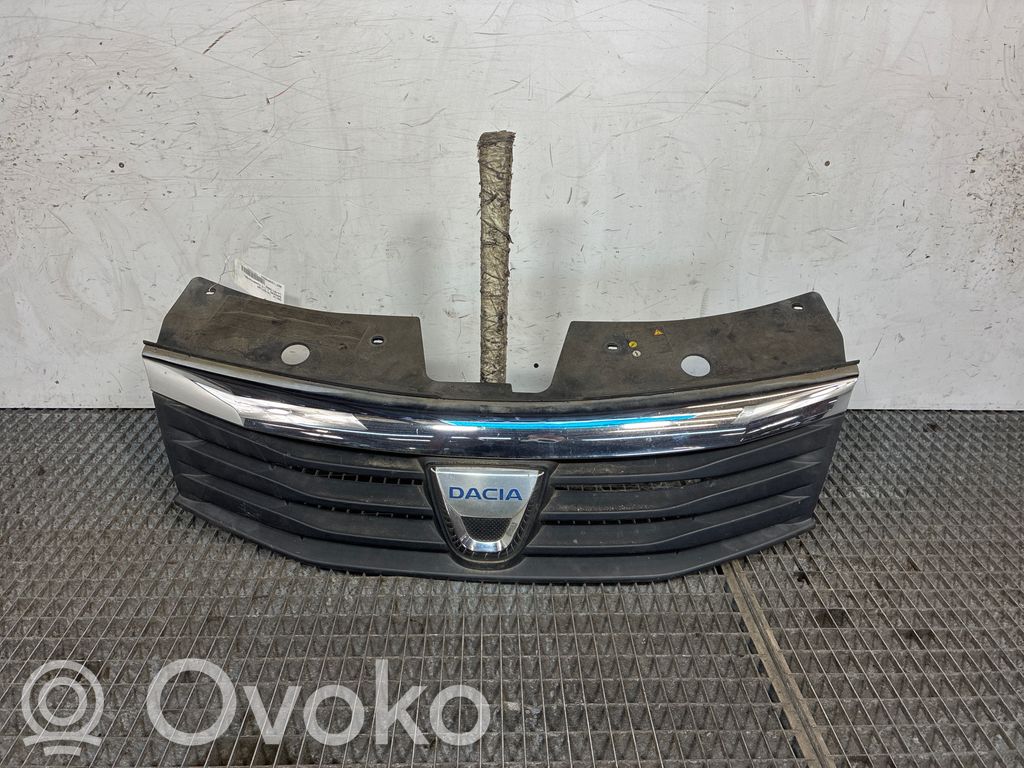 Dacia Sandero Grilă față 