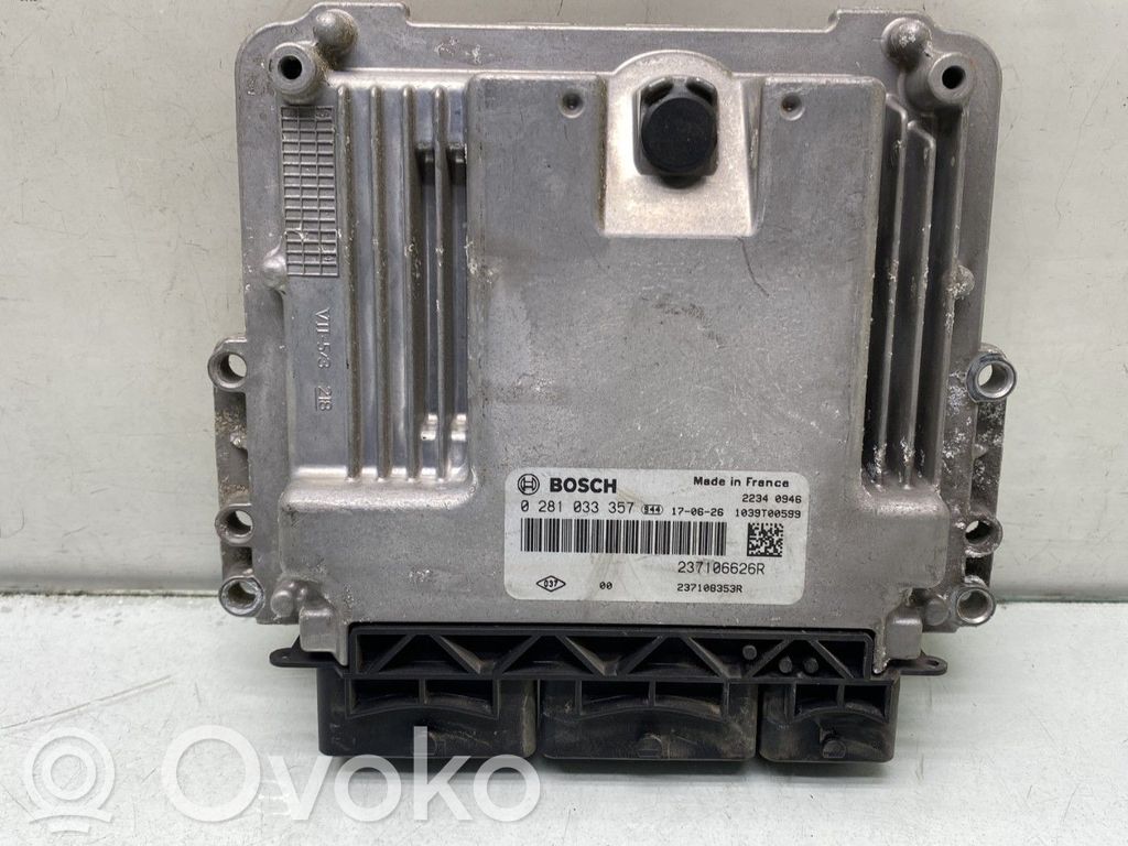 Renault Trafic III (X82) Engine control unit/module 