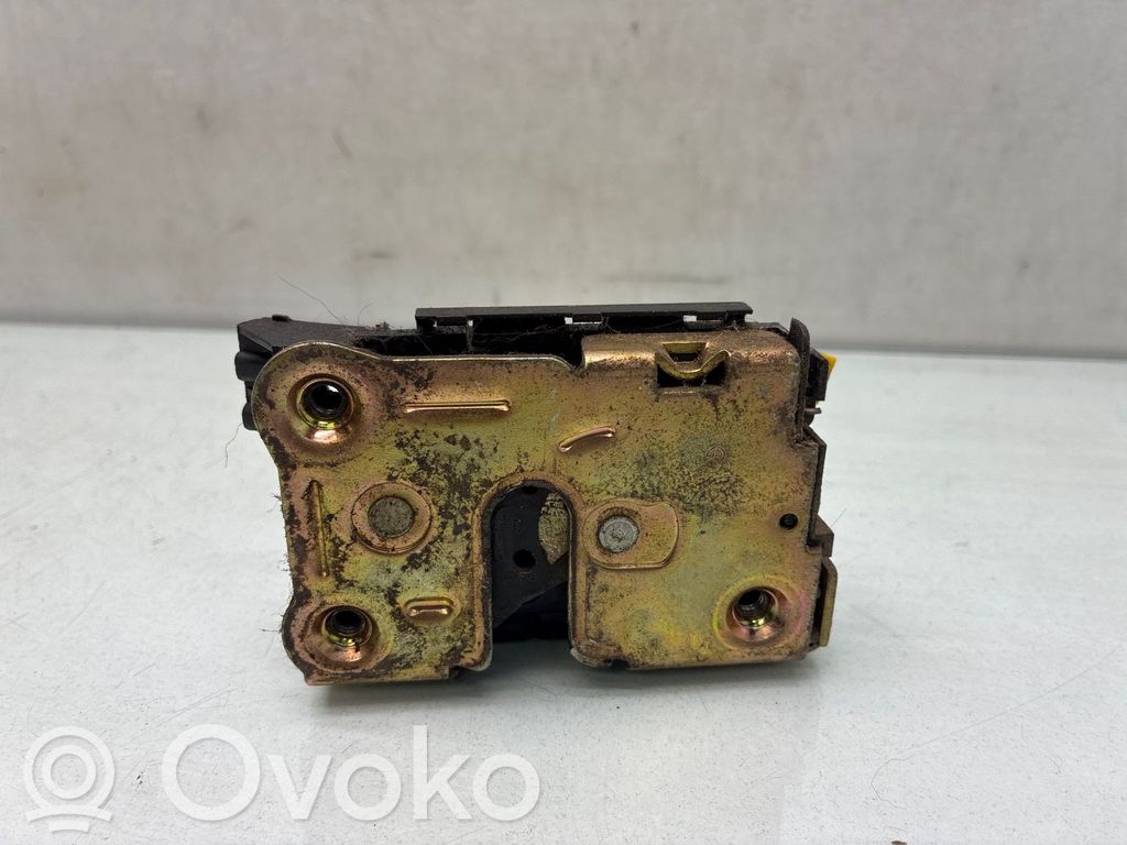 Renault Express Etuoven lukko 