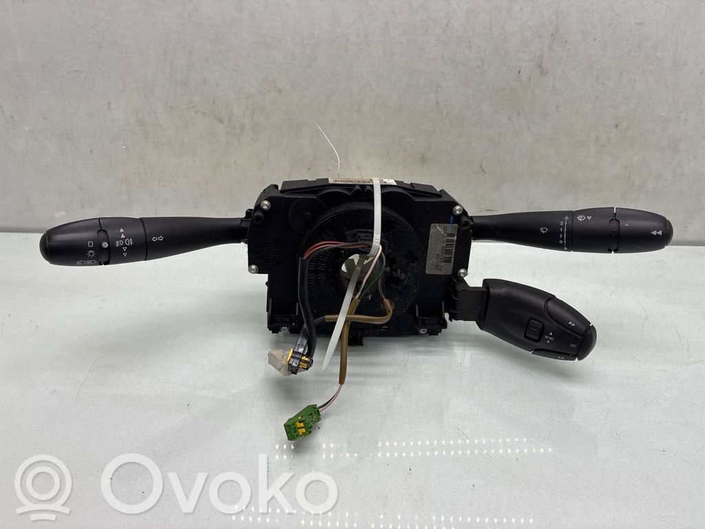 Peugeot 207 Bloc semnalizator și ștergător parbriz 