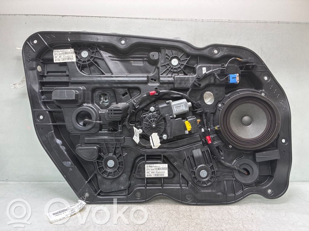 KIA Ceed Macara ușă față cu motor 