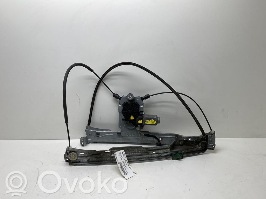 Renault Clio III Macara ușă față cu motor 