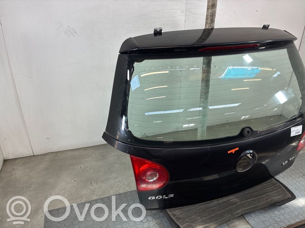 Volkswagen Golf V Couvercle de coffre