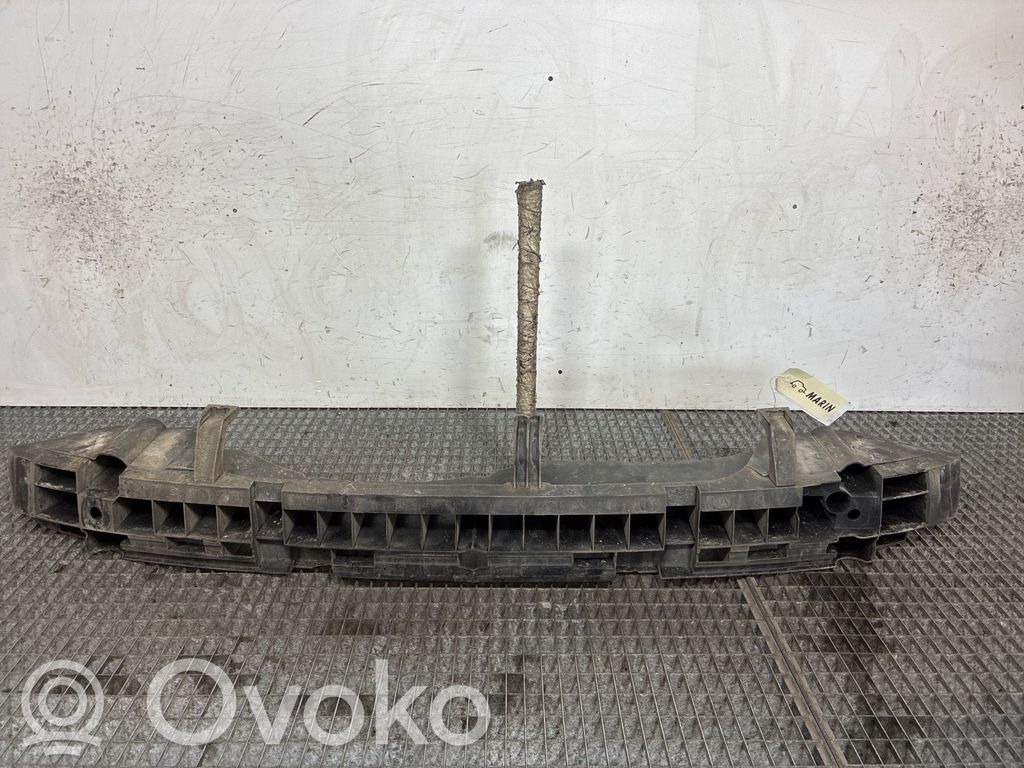 Traversă bară spate   8200670330