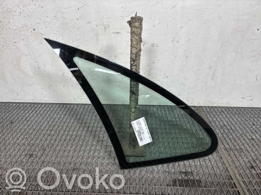 Citroen Xsara Picasso Geam lateral spate 