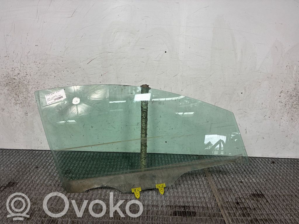Nissan Note (E11) Szyba drzwi przednich