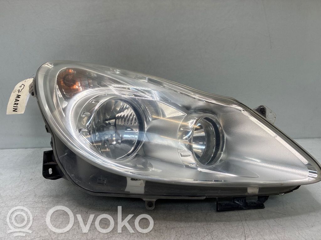 Opel Corsa D Faro/fanale 