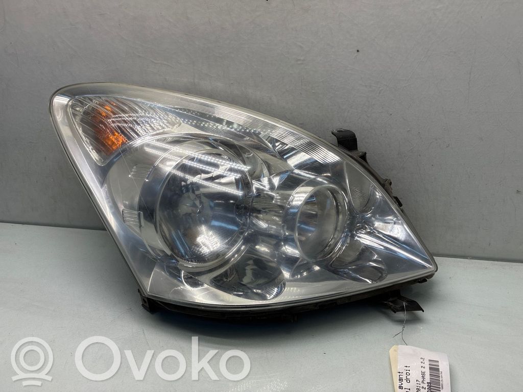 Toyota Corolla Verso AR10 Faro/fanale 