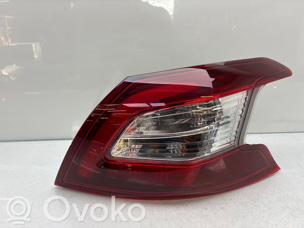 Peugeot 308 Feux arrière / postérieurs 