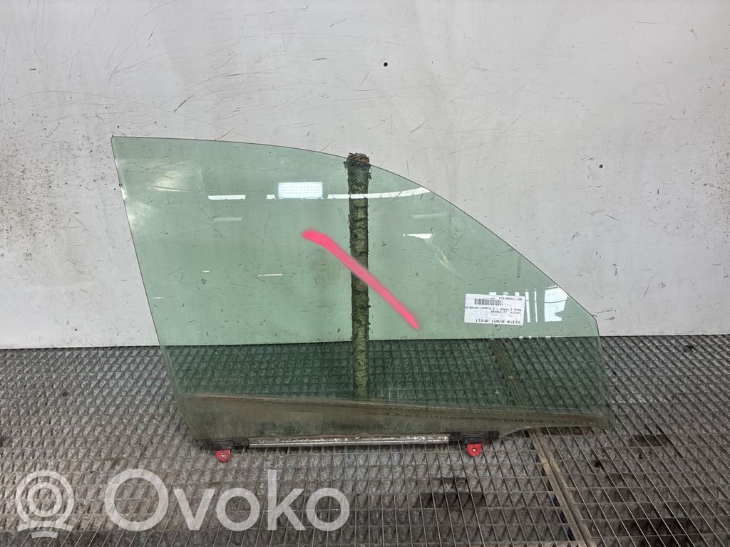 Toyota RAV 4 (XA20) Geam ușă față patru uși 