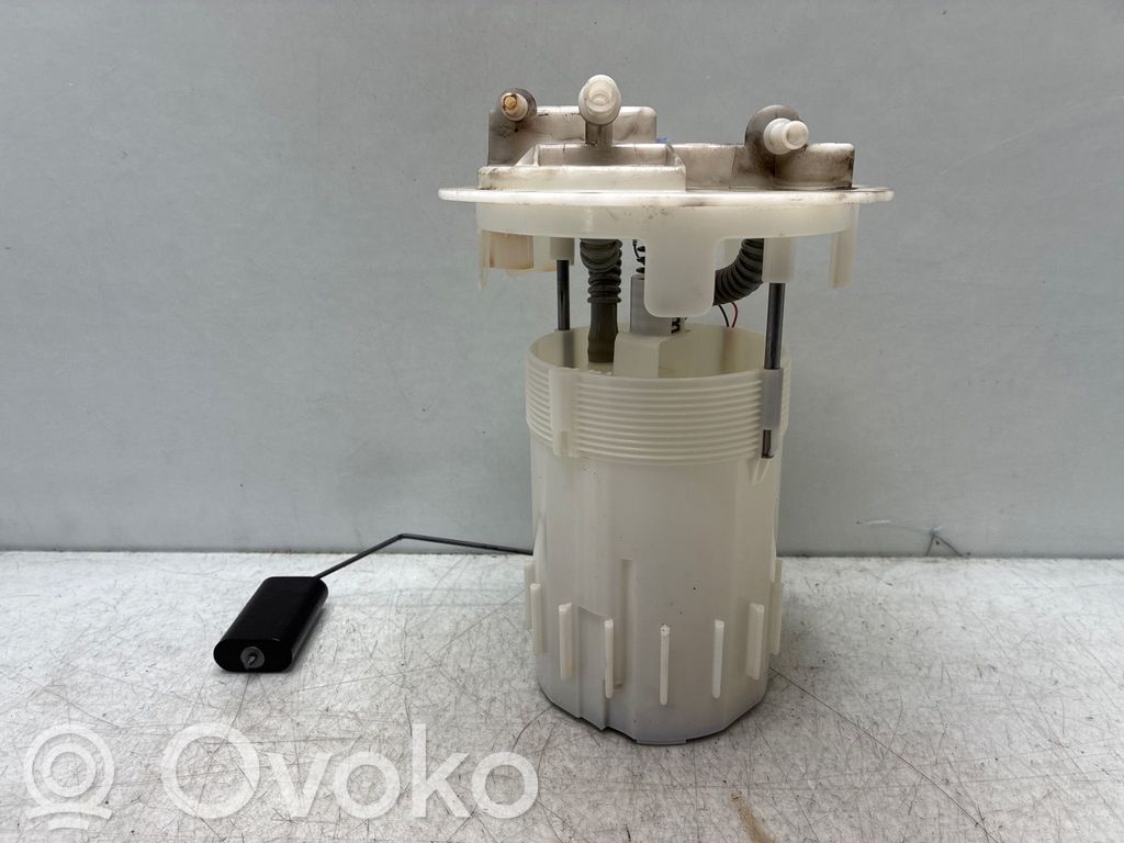 Peugeot 208 I Pompe à carburant