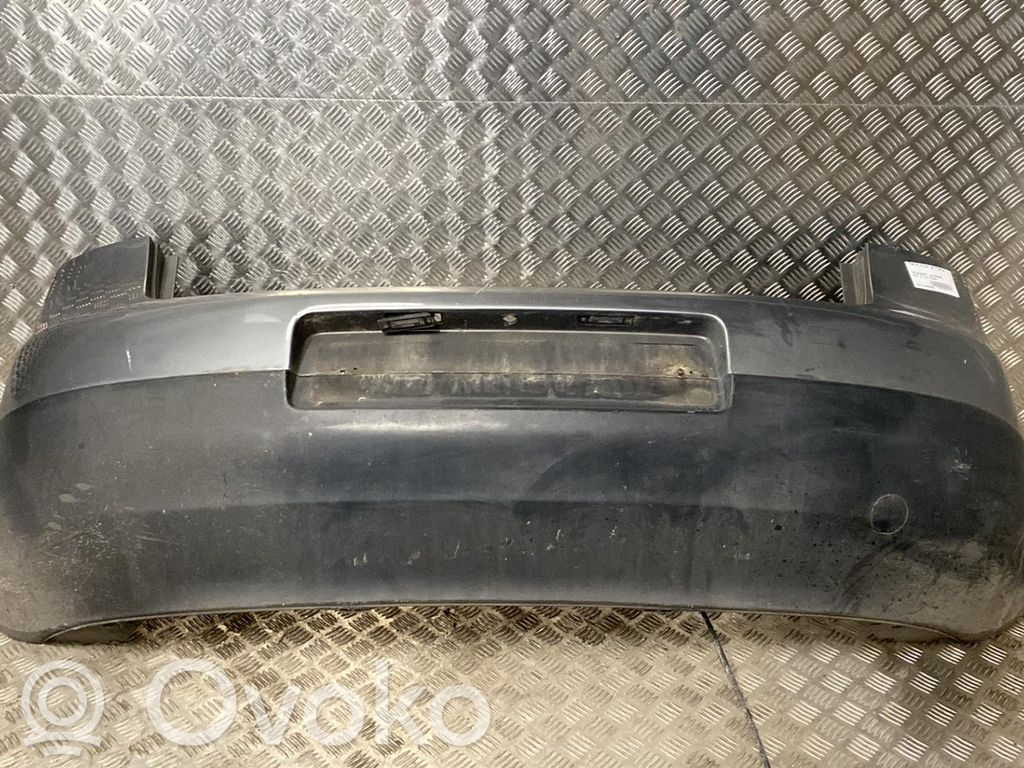 Volkswagen Golf V Parachoques