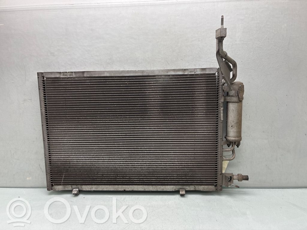 Ford Fiesta Radiateur condenseur de climatisation 