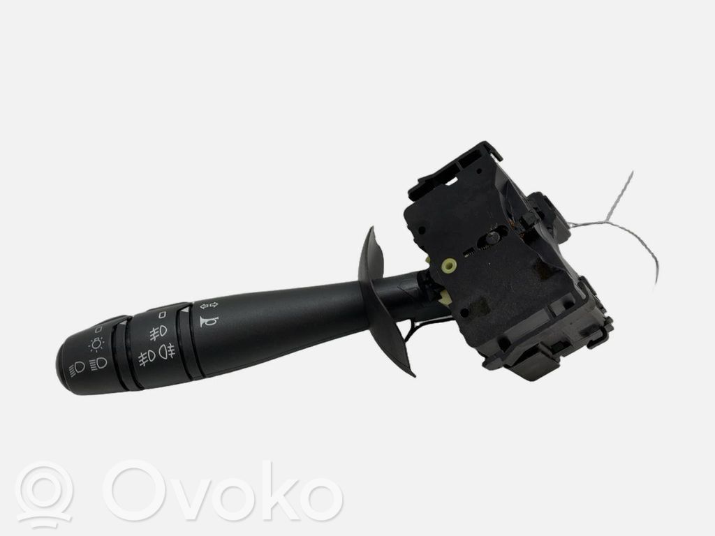 Renault Twingo II Lenkstockschalter Kombischalter Blinkerhebel / Lichthebel