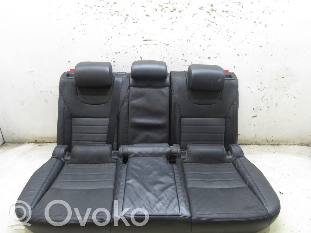 Skoda Octavia Mk3 (5E) Takaistuin 