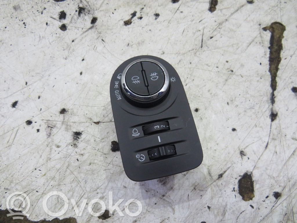 Opel Astra K Interruptor de luz 