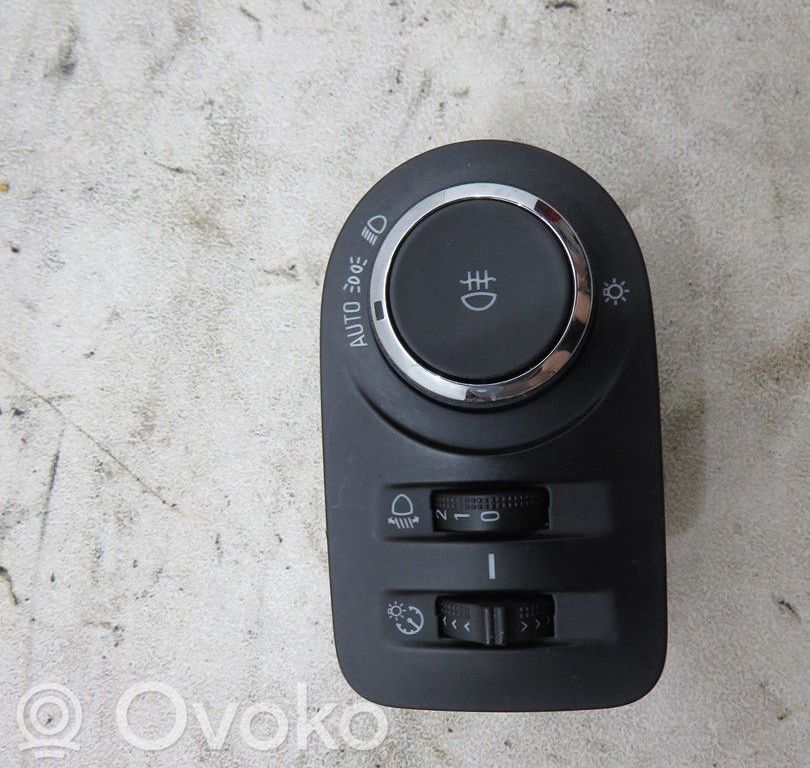 Opel Astra K Light switch 