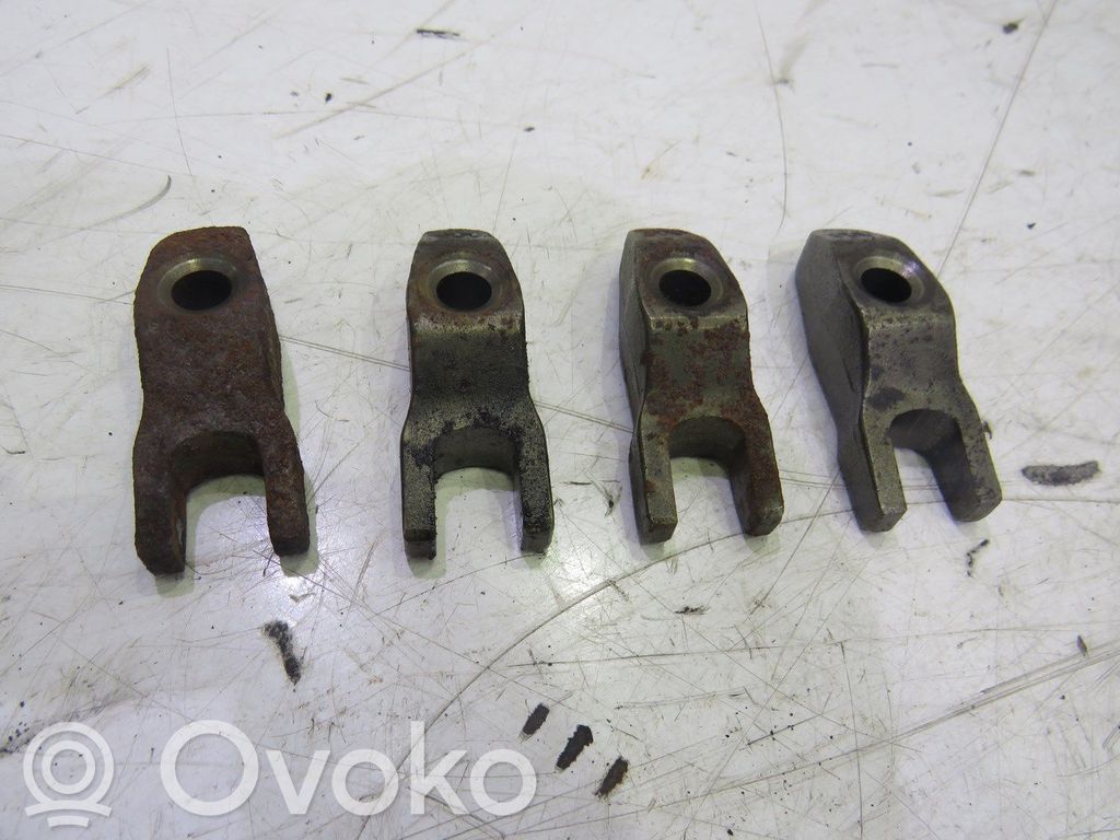 KIA Optima Fuel Injector clamp holder 